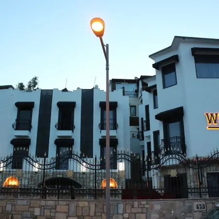 WB WEEKEND BODRUM OTEL Отели рядом с достопримечательностью «Ветряные мельницы Бодрума»