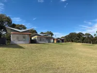 Lush Pastures Hotels in Wirrina Cove