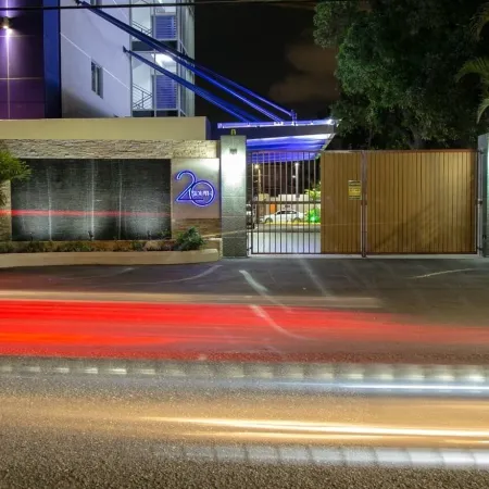 20 South Kingston Luxury Apartment