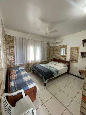 Pousada Ramo de Acacia Hotels in Praia de Quatro Ilhas