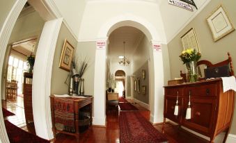 Oleander Guest House