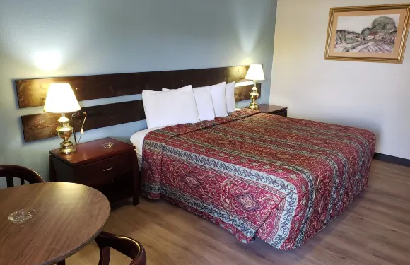 河高地汽車旅館