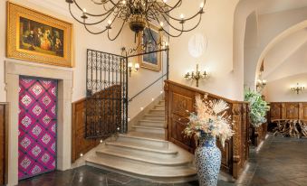 Iron Gate Hotel & Suites Prague by Bhg