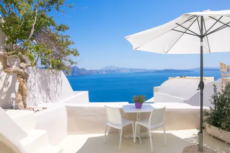 Morfi Cave House Отели рядом с достопримечательностью «Тирасия»