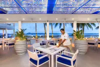 Kurumba Maldives Hotels in Bandos