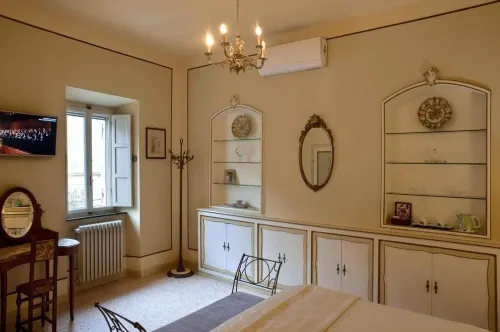 Dolce Rosa ♡ Centro Storico Hotels in Sansepolcro