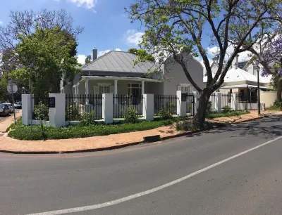 جست جوي لودج Hotels near Rust en Vrede Wine Estate