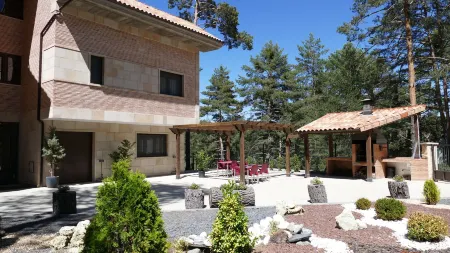 Hotel Rural El Nido de Pinares