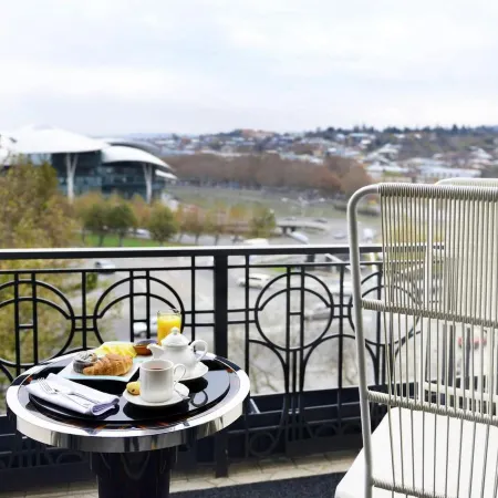 Ambassadori Tbilisi Hotel