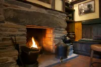 Albert Hotel Hotels in Stromness