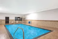 AmericInn by Wyndham Council Bluffs Hotel a Lewis