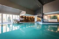 HUUS Gstaad - 4-Star