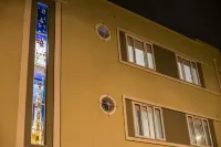 BCharming House