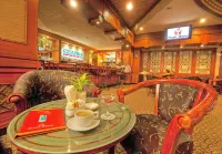 Planet Holiday Hotel & Residence - Quầy bar