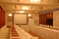 Taj Lake Palace Udaipur Hotels in Udaipur