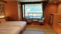 Riverside Uedakan Hotels in Chikuma