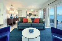 Waterfront Modern Chic #1 Clearwater Beach