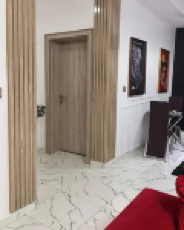 Readyhomes 短租和公寓