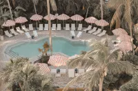 Hampton by Hilton Grand Cayman Seven Mile Beach - familiares