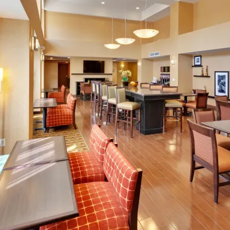 Hampton Inn & Suites Fresno-Northwest