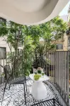 Mate George - by Homy - Apartments