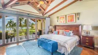 Chic Condo with a Stylish Coastal Design in an Exclusive Condo Community with Direct Beach Access