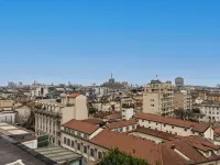 Milan Royal Suites - Centro Brera Hotels near Excelsior