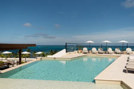 Nattivo Collection Hotel Отели рядом с достопримечательностью «Плайя Спрат Бигт»