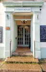 Station House, Dartmoor and Coast Located, Village Centre Hotel - Pet Friendly