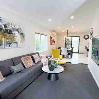 Doncaster Brick Family Home Rooms