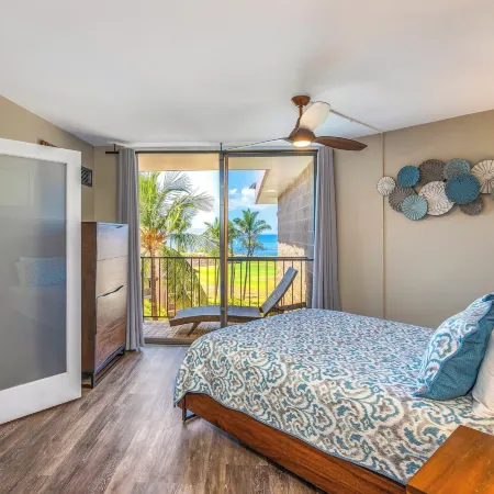 Refined Oceanfront Vistas