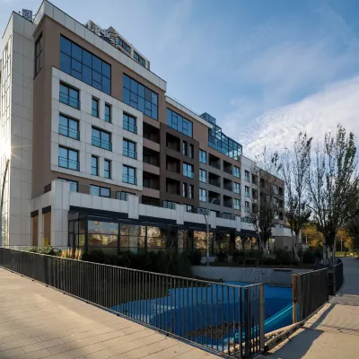 RUSEL PARK RESIDENCE Hotels near Bahçeşehir