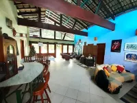 AMAZON HOME AND JUNGLE TRIPS