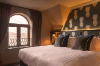 House Belfast Hotel