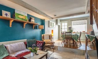 Cosy 3 Bedroom Cottage - Central Chipping Norton!