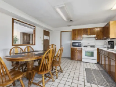 Pelican Lakes Motel Hotels in Breezy Point