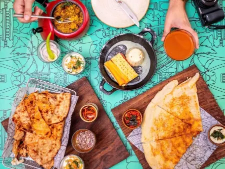 Hotel Kukas Palace Отели рядом с достопримечательностью «Sheesh Mahal»