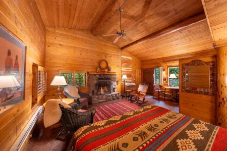 Briar Patch Inn Отели рядом с достопримечательностью «Парк штата Слайд Рок»