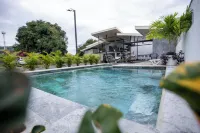 Nomad Living CR Các khách sạn ở Carara