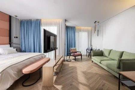 Almond Hotel Отели в г. Neve Shalom