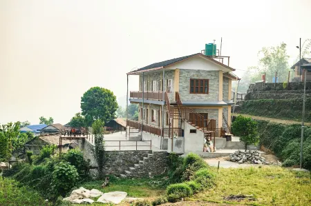 Paari Ghar Guest House, Gilung, Lamjung Отели в г. Рапакот