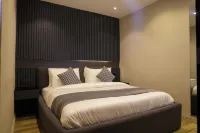 Mr Bay Hotel فنادق في Agege