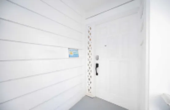 Steps From the Sand/boardwalk Outdoor Dining, Parking, and Patio in Newport