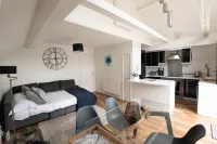 The Penthouse Canterbury - Cathedral View