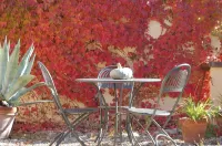 Quattrocolli B&B Hotels in Canossa