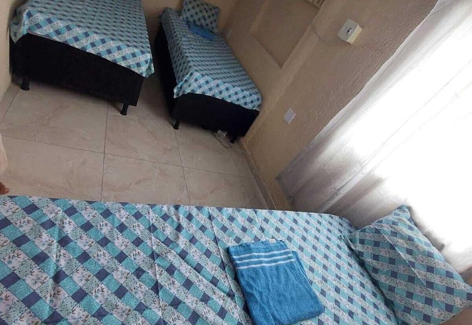 호스텔 봄 에 파밀리아르 썸네일