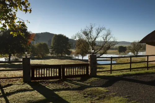 Whispering Waters Hotels in Howick