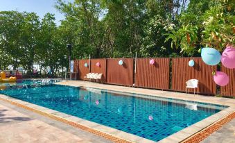 Khum Sai Ngam Hotel & Resort