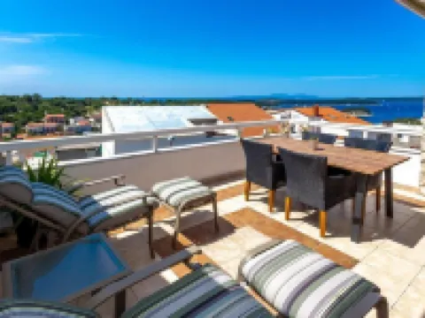 아름다운 전망이 있는 평화로운 아파트먼트 흐바르 호텔