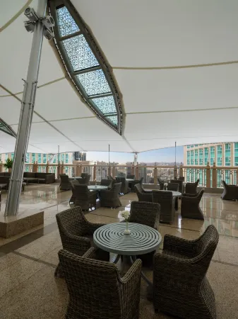 Makkah Clock Royal Tower, A Fairmont Hotel Отели рядом с достопримечательностью «Абрадж аль-Бейт»